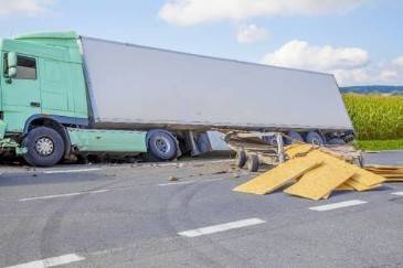 Choosing the Right Truck Accident Attorney in North Carolina